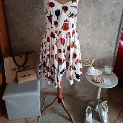 Mini robe rétro rockabilly Pin up motif mexicain 